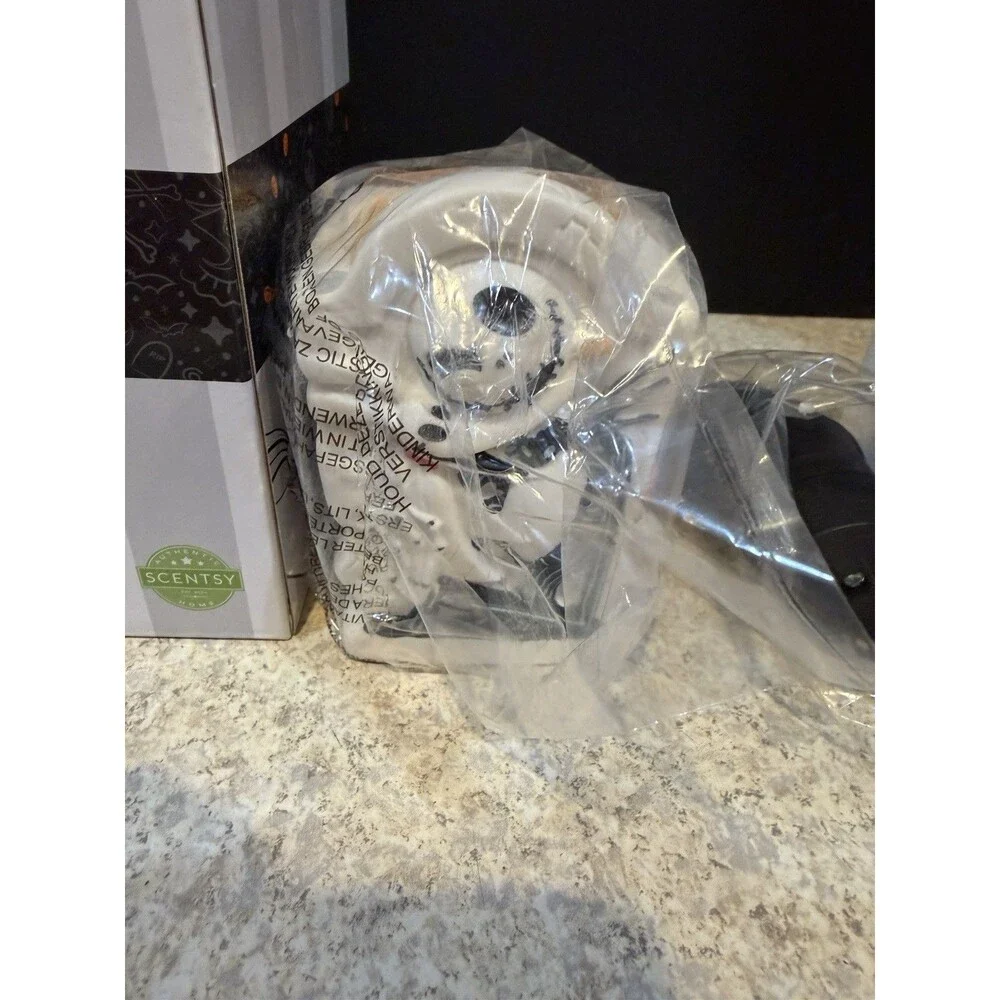 Nightmare Before Christmas Jack’s Skellington Pumpkin King Scentsy Warmer-unused